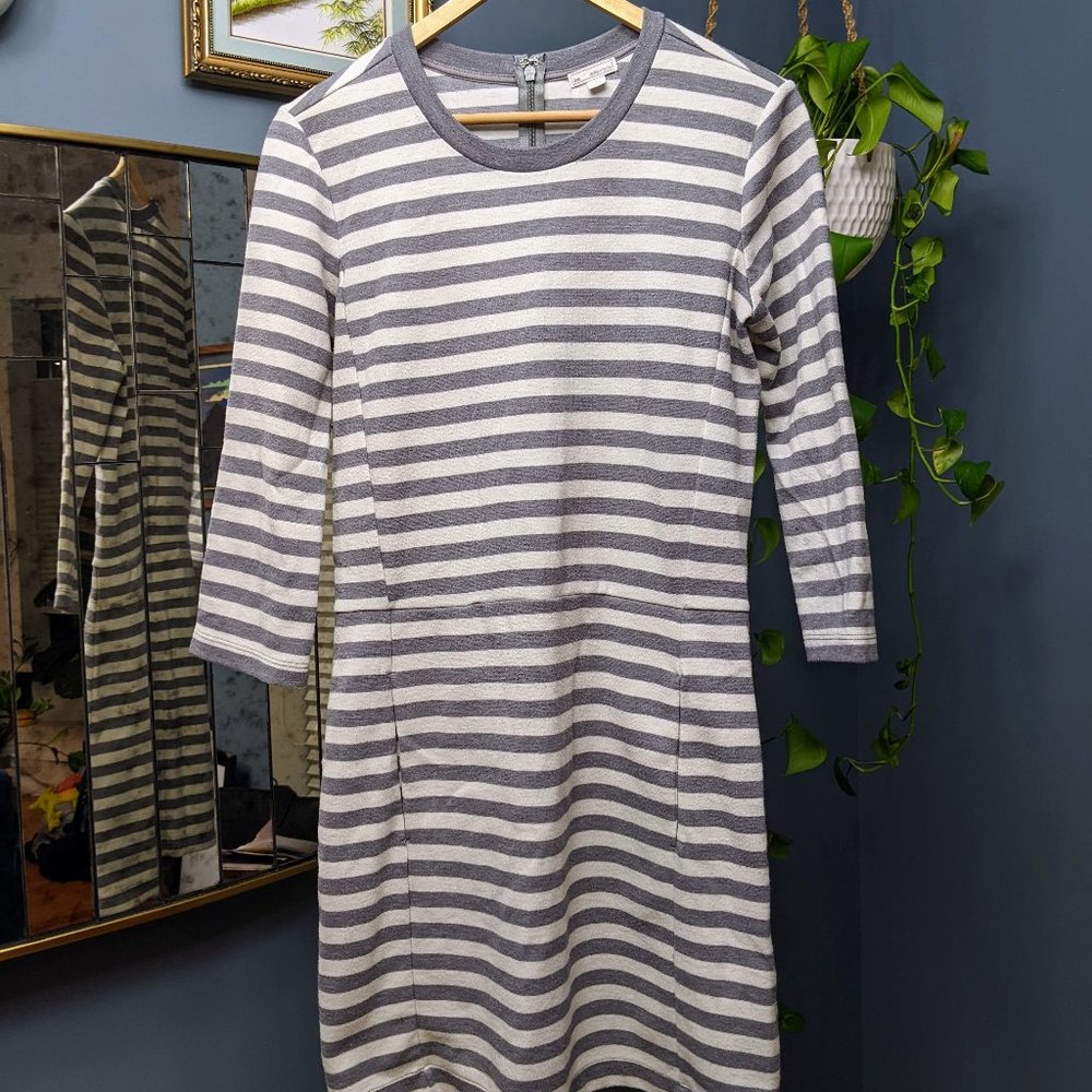 Gap Gray and White Horizontal Stripes Small Sweater Dress with Pockets